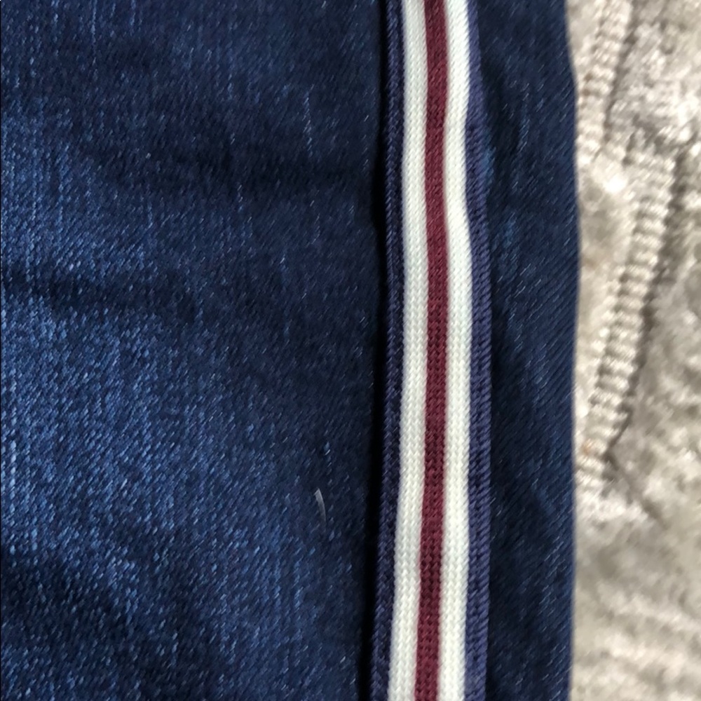 Universal Thread Jeans - Picture 2 of 3